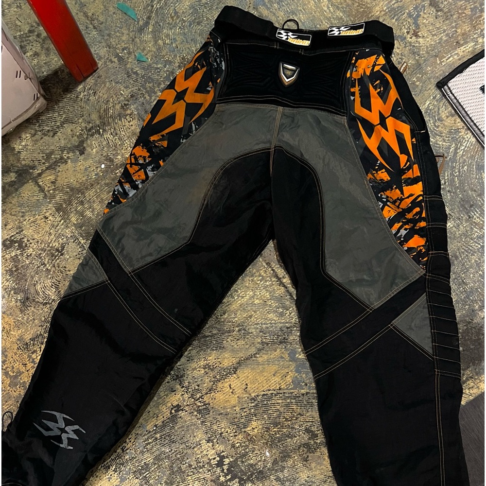 Paintball paints
